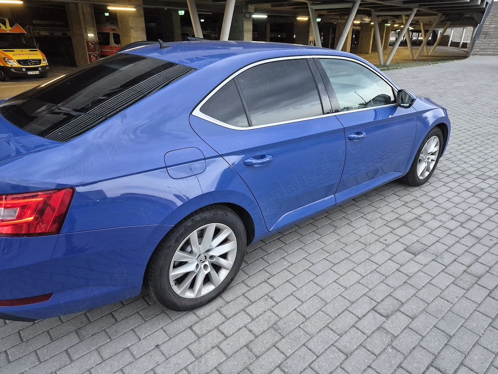 Skoda Superb 