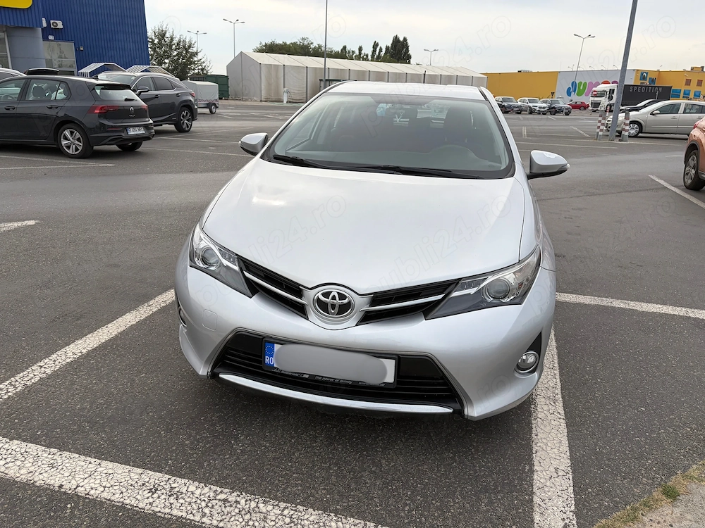 Toyota Auris 2013 Hatchback 1.6 Valvematic CVT (Automata)   Echipare Luna | Gri Metalizat 