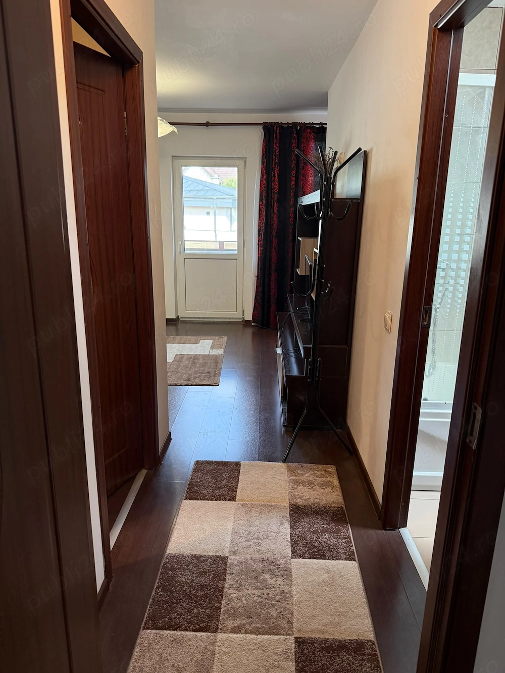 Închiriere apartament 