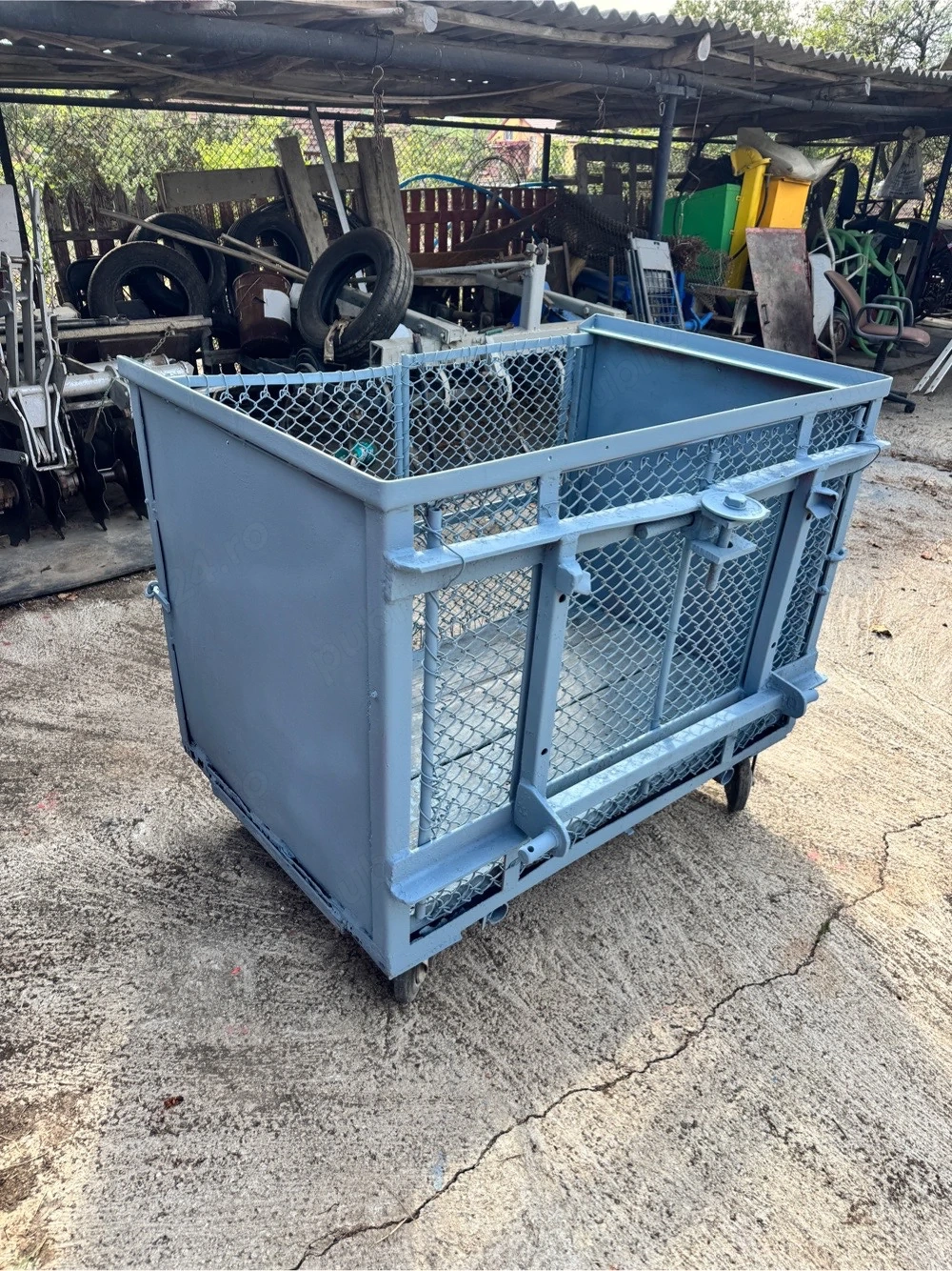 container in tiranti