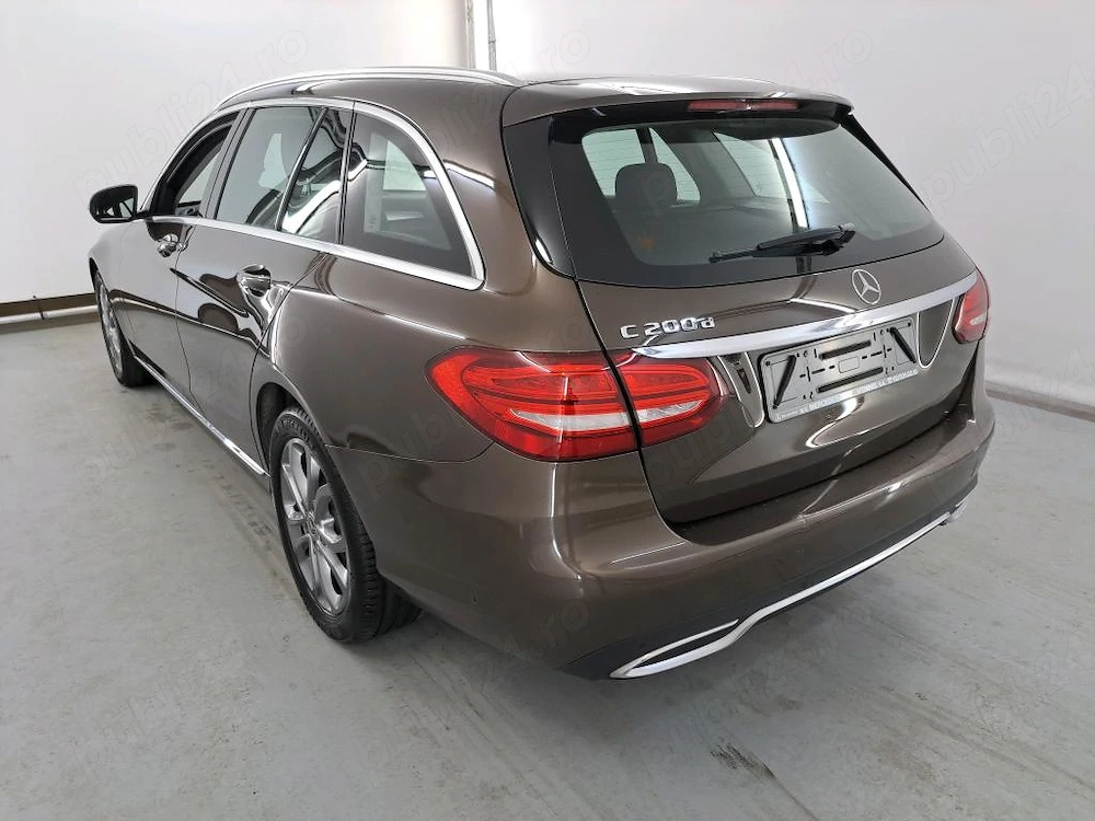  Mercedes-Benz C Combi 200 BlueTEC d Exclusive 2017 sau C180 Combi 1.5 i, Design Elements Automat