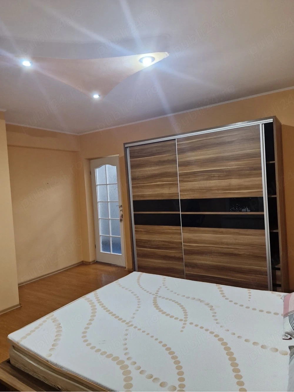 Vand apartament 2 camere