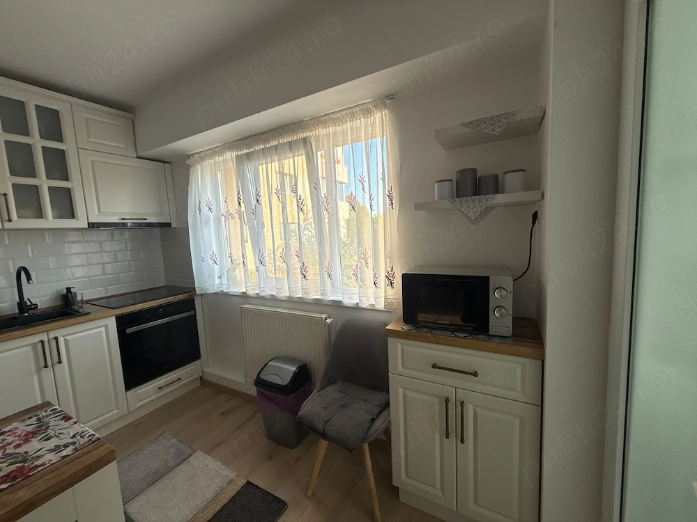 Inchiriez apartament cu 2 camere