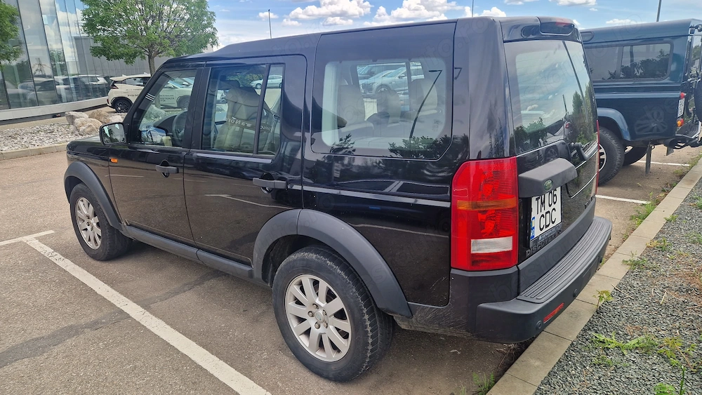 Vand Land Rover Discovery 3, inmatriculat, neavariat, cumparat din reprezentanta RO, 120.000 km.