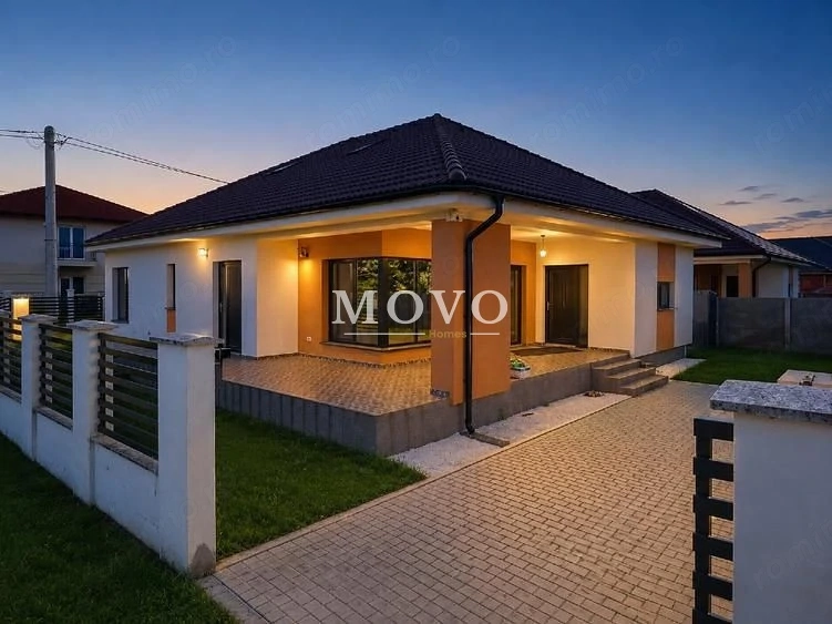 Casă P+M în Săcălaz | 6 camere | 3 băi | 213 mp construiți |