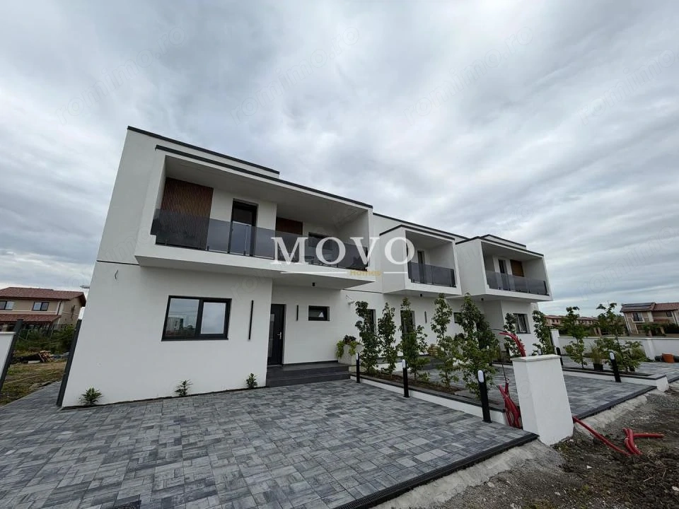 Triplex in Sacalaz | Finisaje premium | 4 camere | Asfalt | 2 balcoane