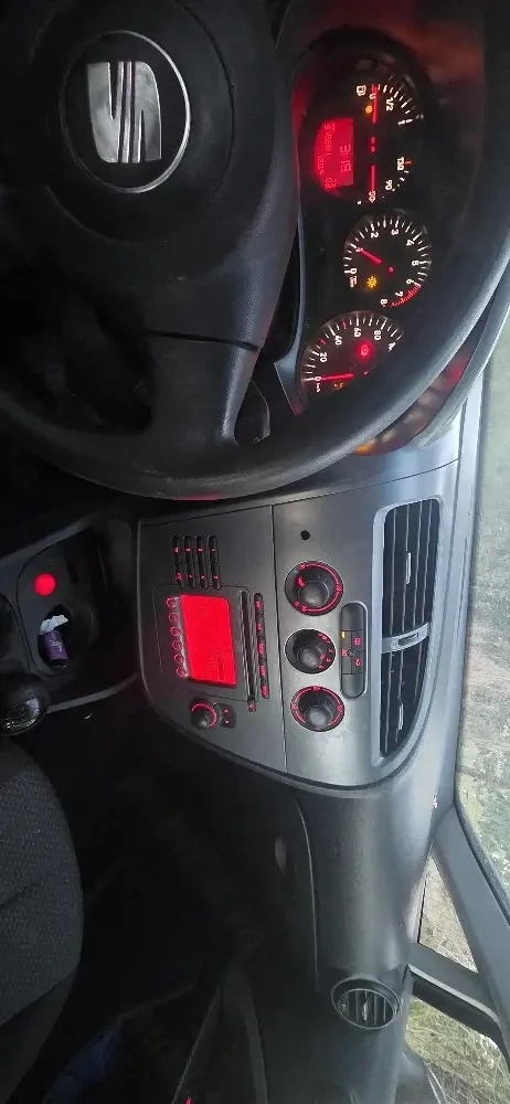 Vand seat leon 2009  1.6 benzina plus gpl 