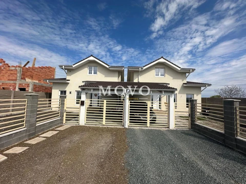 Duplex Individual | 4 camere | Toate utilitatile | Asfalt | Carport |