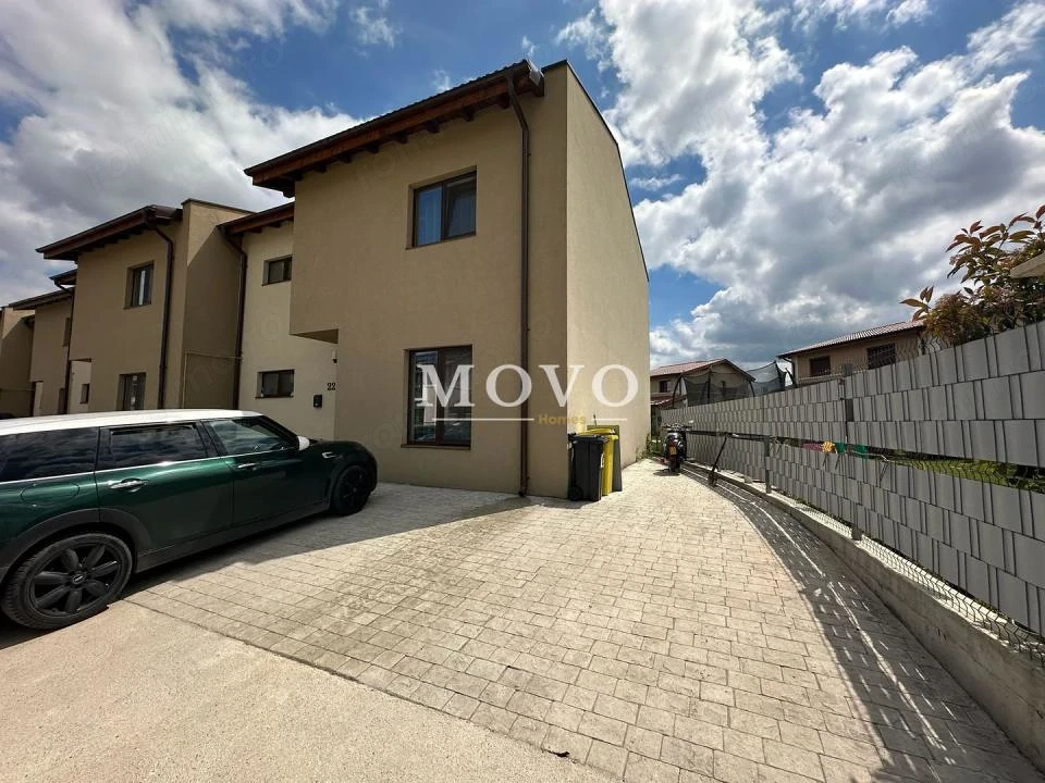Duplex | Partial Mobilat | Toate utilitatile | Asfalt | Sacalaz |