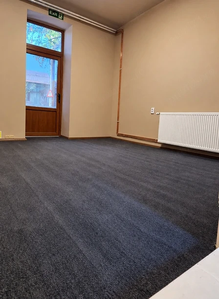 Inchiriez spatiu comercial