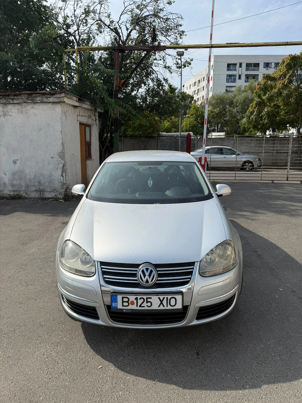 Vând Volkswagen Jetta 2007 2300 euro 