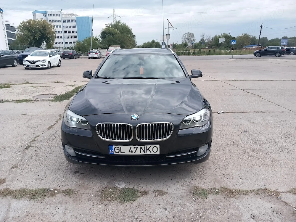 Vând  BMW 520 2012
