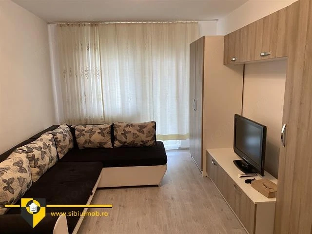 ap 3 cam Valea Aurie et 2 langa padure