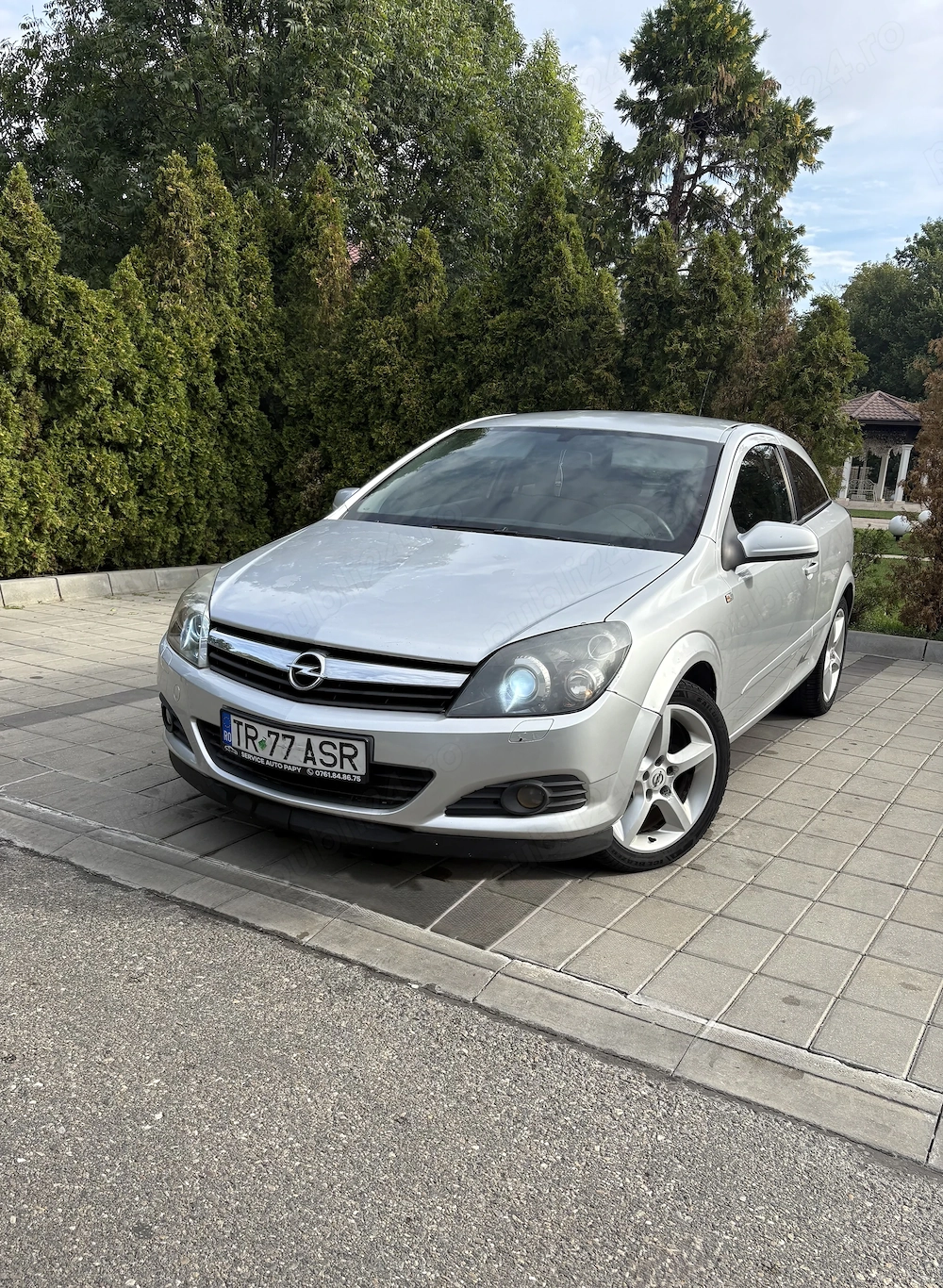 Opel Astra GTC 1.8 Benzină 125 CP   2005 | Buton Sport