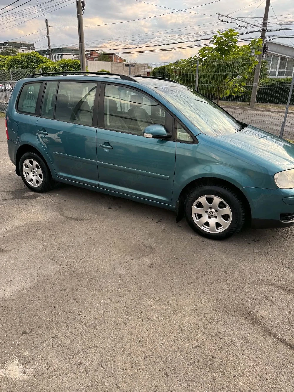 Vând Vw Touran 1.9 TDI An 2004 Stage 1
