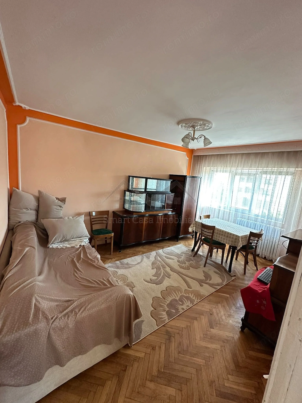 Apartament Pod de Fier-Inchirere