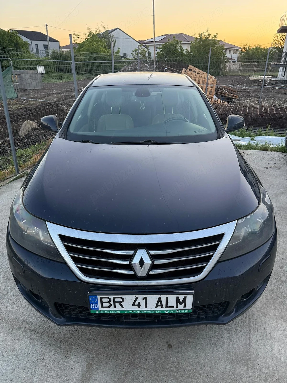 Vand  Schimb Renault Latitude 2.0 DCI, 150 cai putere