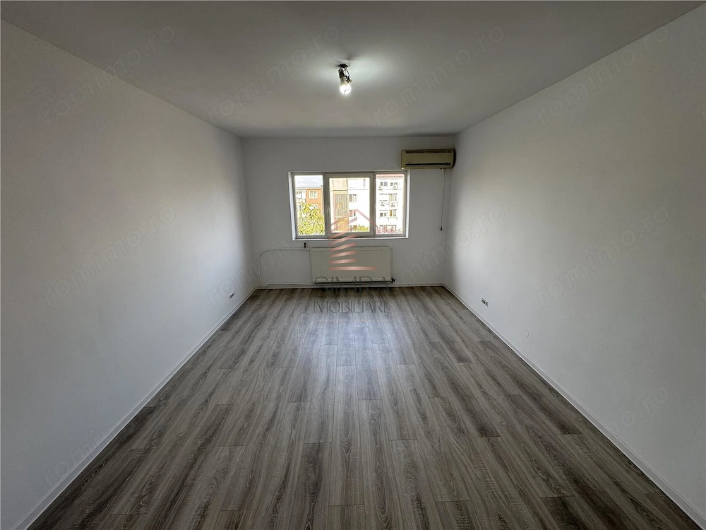 Apartament cu 3 camere tip PC, zona iosia