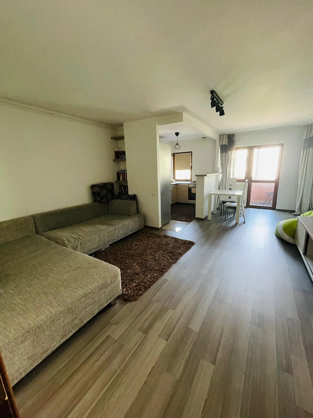 Vânzare garsoniera 42 mp