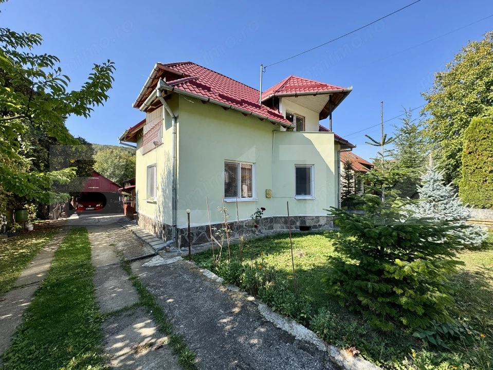 Vand casa individuala 170 mp si teren 957 mp, Sancraiu de Mures