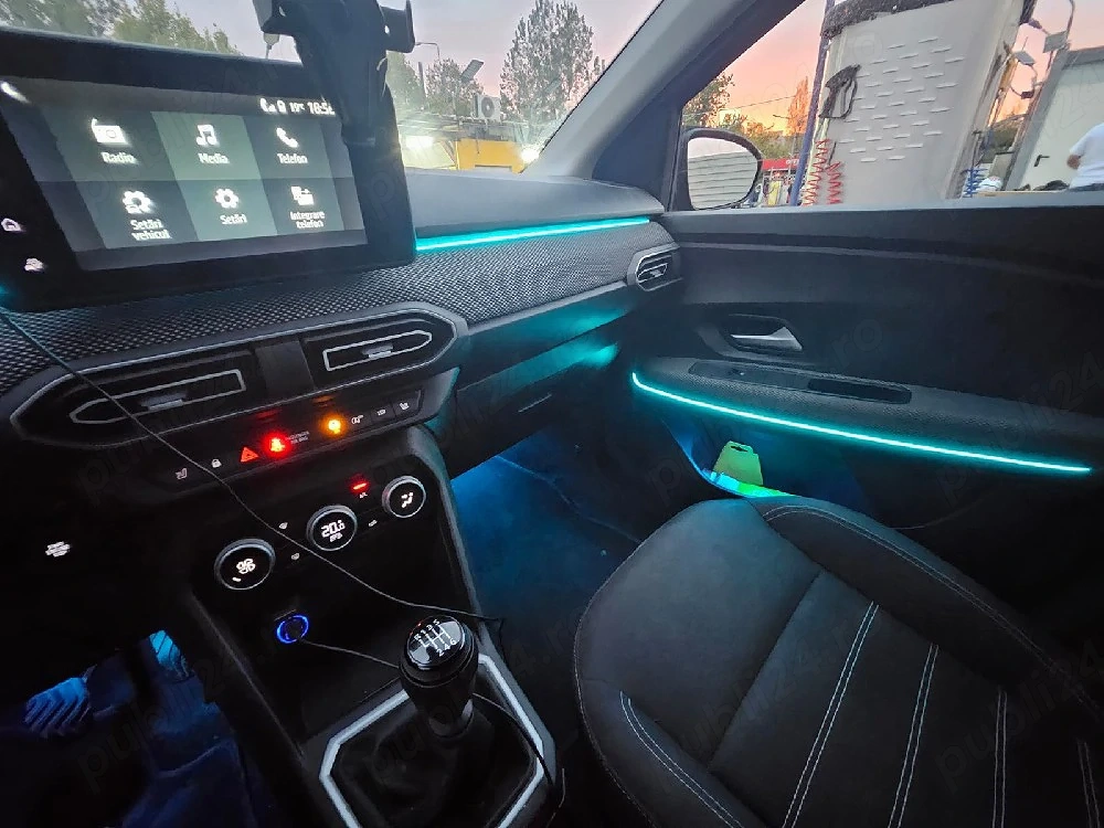 Vând Dacia Logan 2023