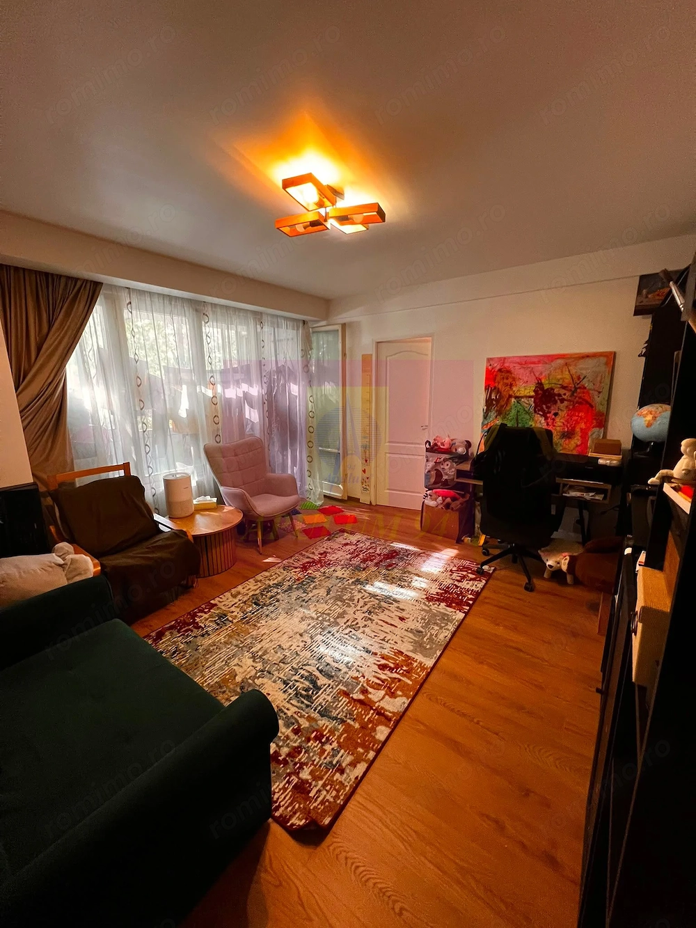 Eroii Revoluției Apartament 2 Camere aproape de Metrou și Parcuri