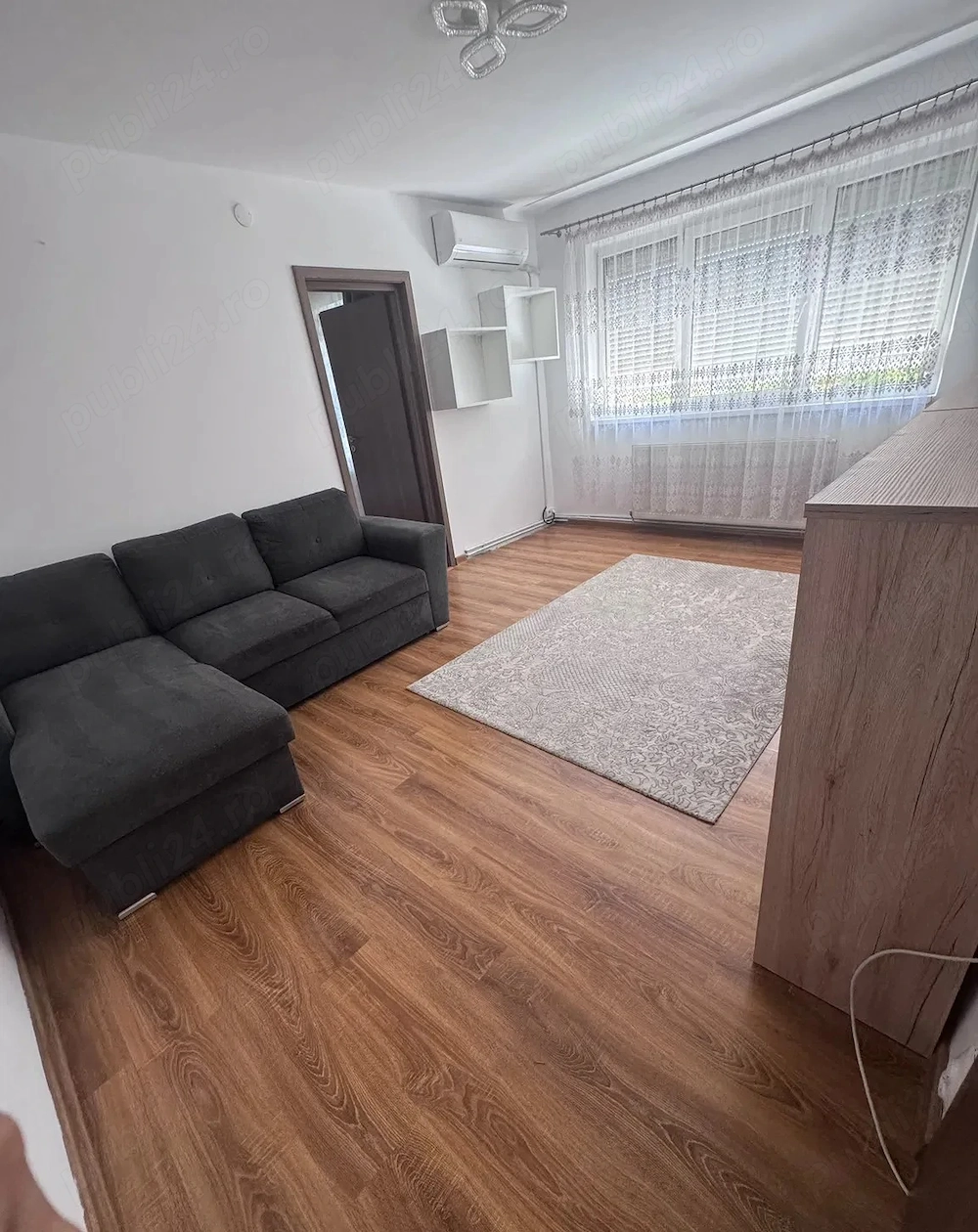 Zona Sagului-Iosefin | Etaj 3 | Centrala termica | Clima | Amenajat si Renovat integral !!