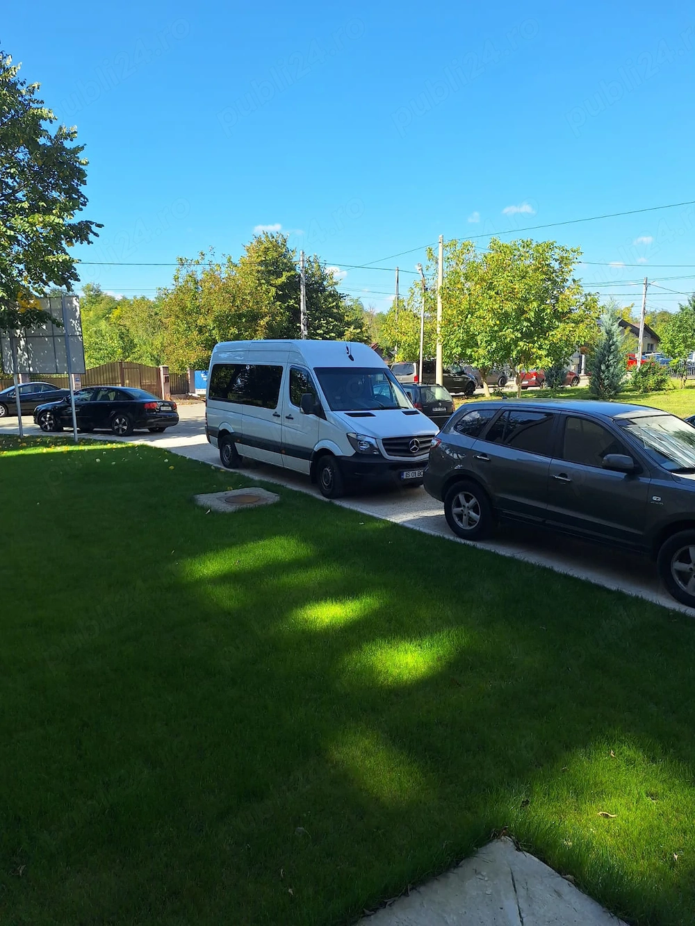 Vând Mercedes Sprinter 314 CDI, an 2018, 9 locuri, cutie manuală, diesel, pat și cârlig, full option (2/5)