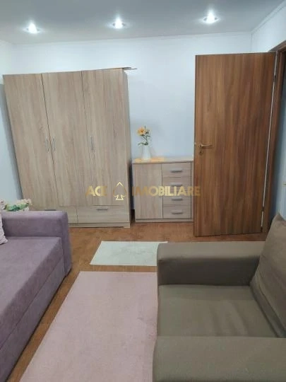 Garsoniera de vanzare | Basarabia | Metrou |Renovat | Bloc izolat 1982
