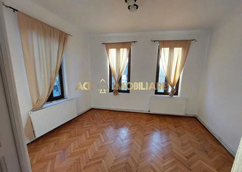 Spatiu Birou de inchiriat | 3 camere | Tineretului - Carol | Curte