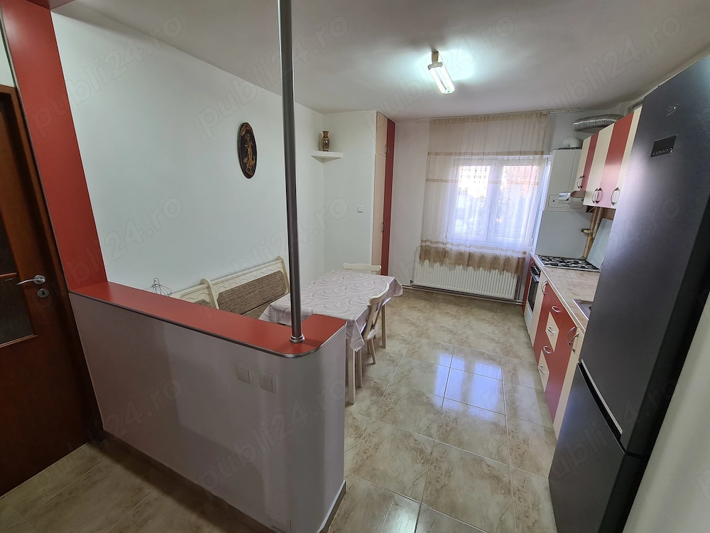 Inchiriez apartament 3 camere Marasti
