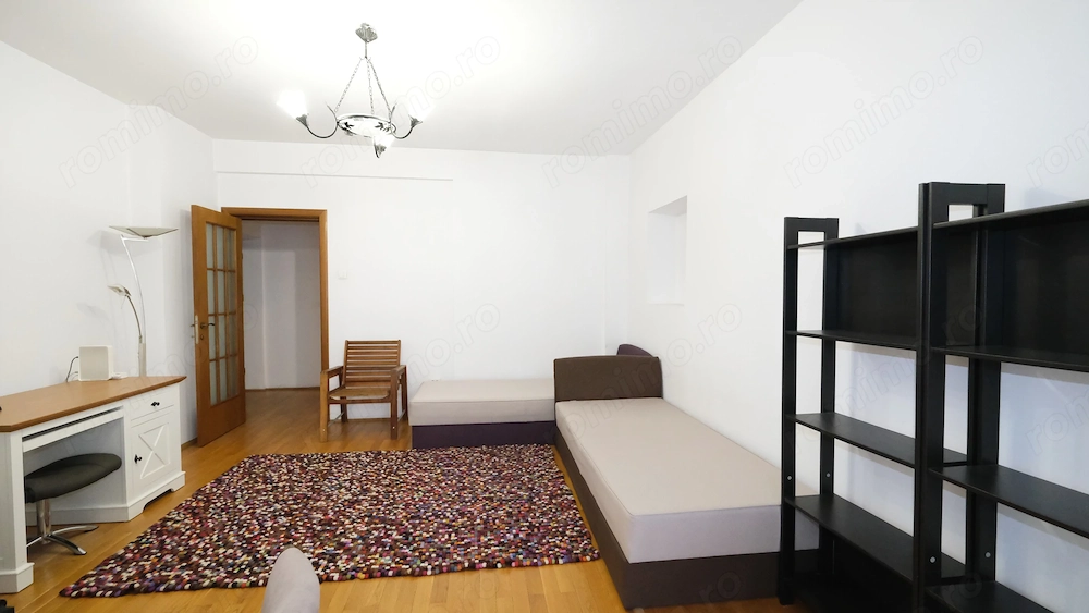 Vanzare apartament 3 camere renovat,mobilat etaj intermediar langa Cismigiu 