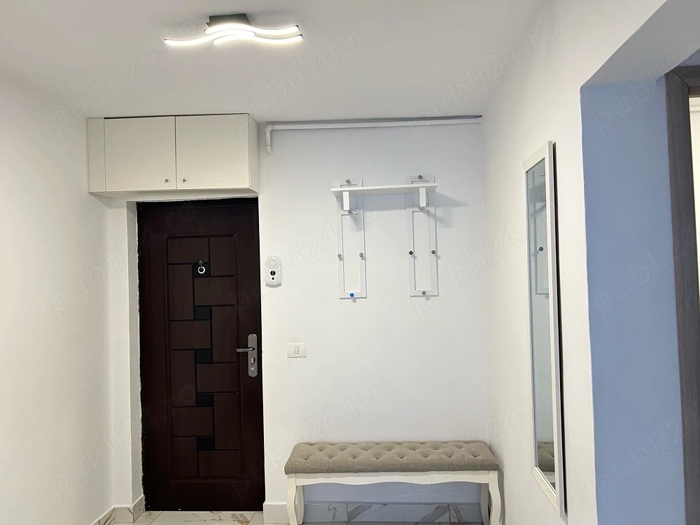 Inchiriez apartament doua camere Tomis Nord