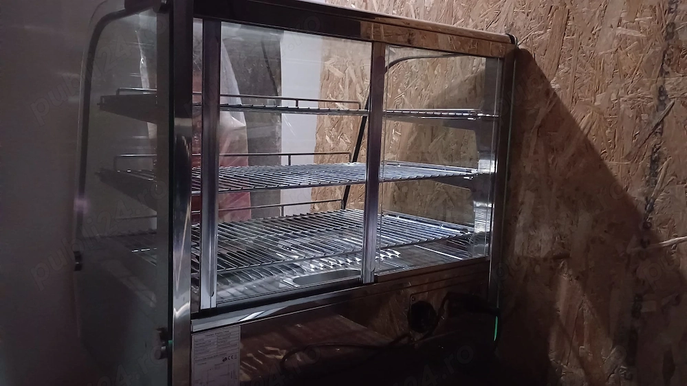 VAND URGENT VITRINA HOT DISPLAY calda de banc, achizitionata in 2018