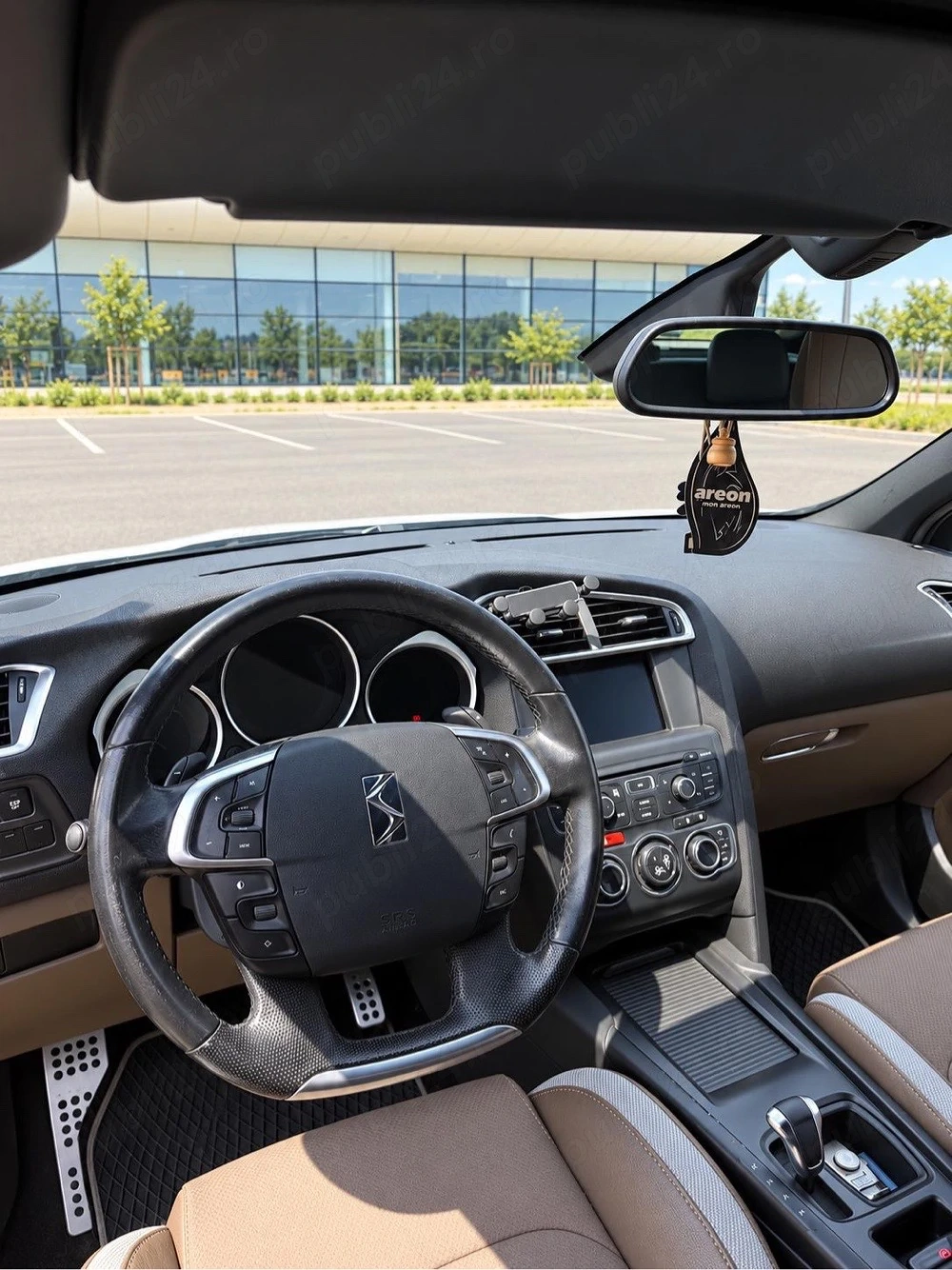 Citroen Ds4- elegant,confortabil și bine întreținut