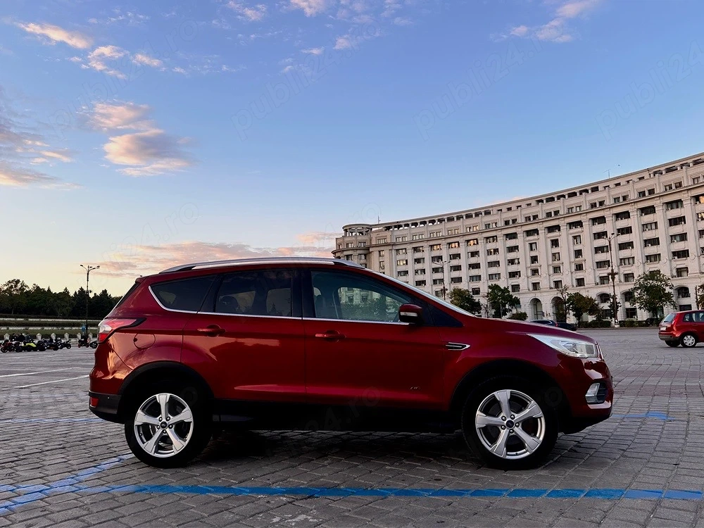 Ford Kuga 2.0 TDCi 180 CP | Automată | 4x4 | Euro 6 | Panoramic electric | Unic proprietar  