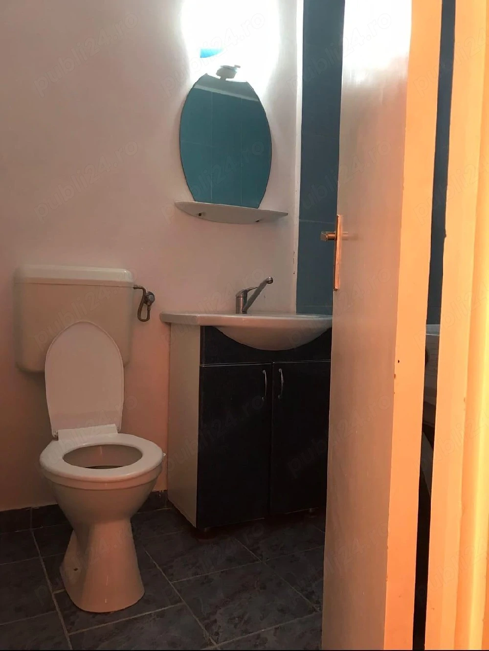 Proprietar, închiriez garsonieră 
