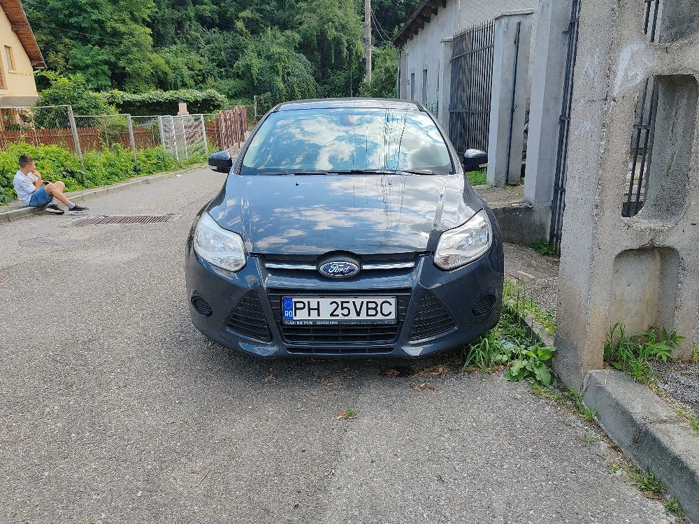 Vand Ford Focus an 2012 motor 1.6Tdi