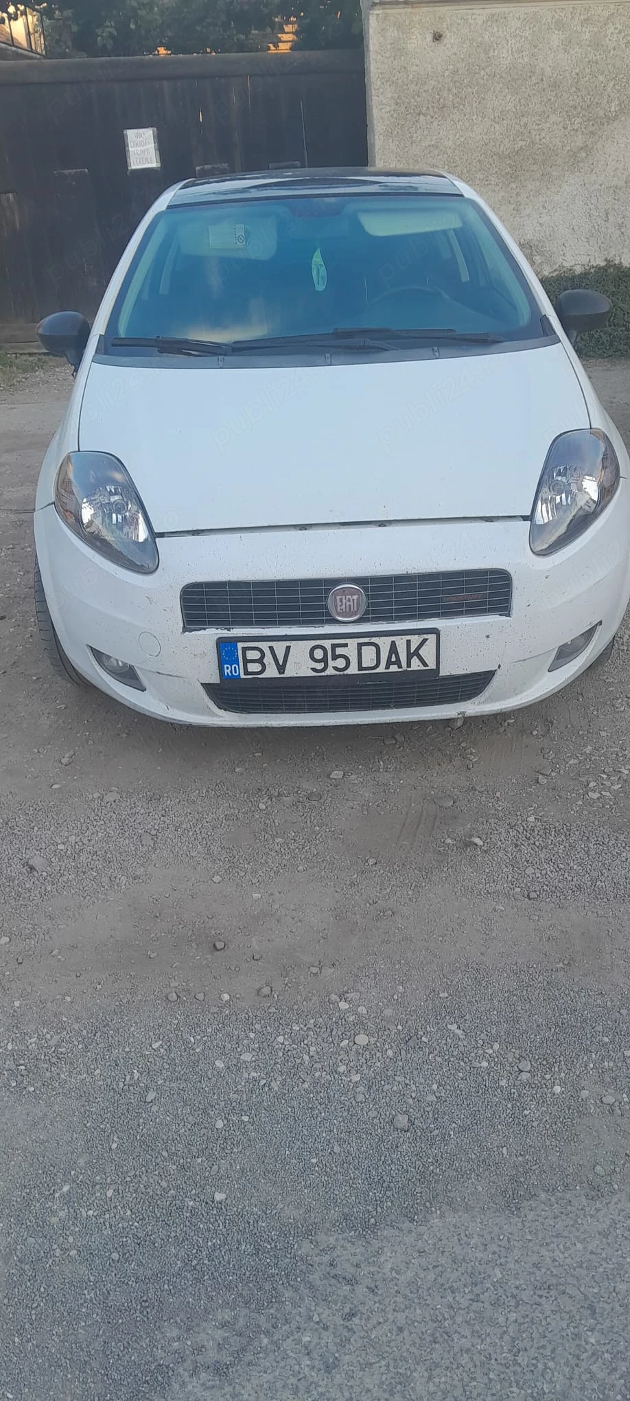 De vânzare autoturism 