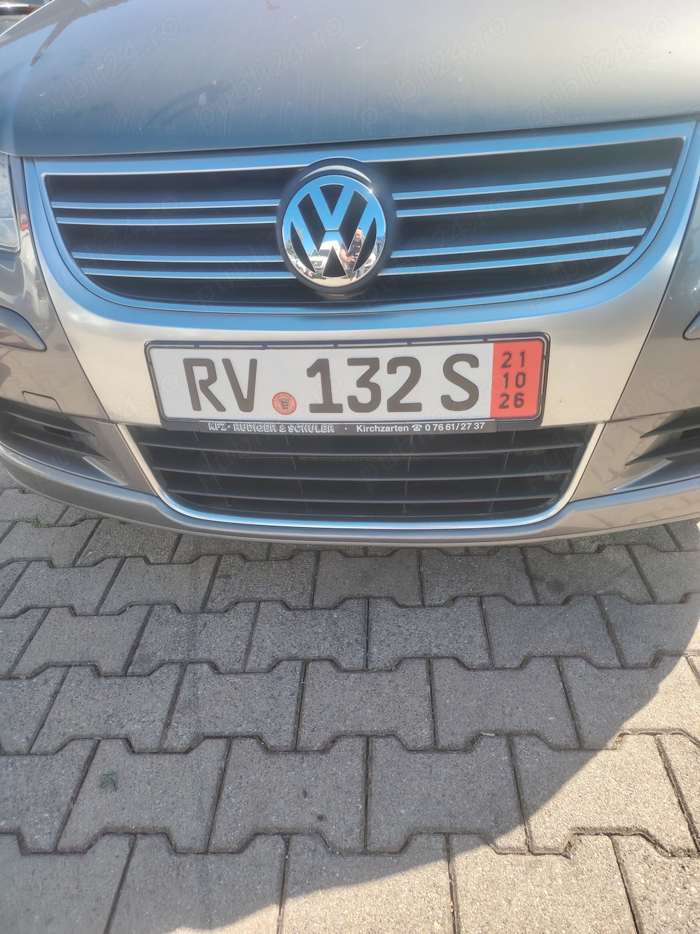 Vând Volkswagen Touran 