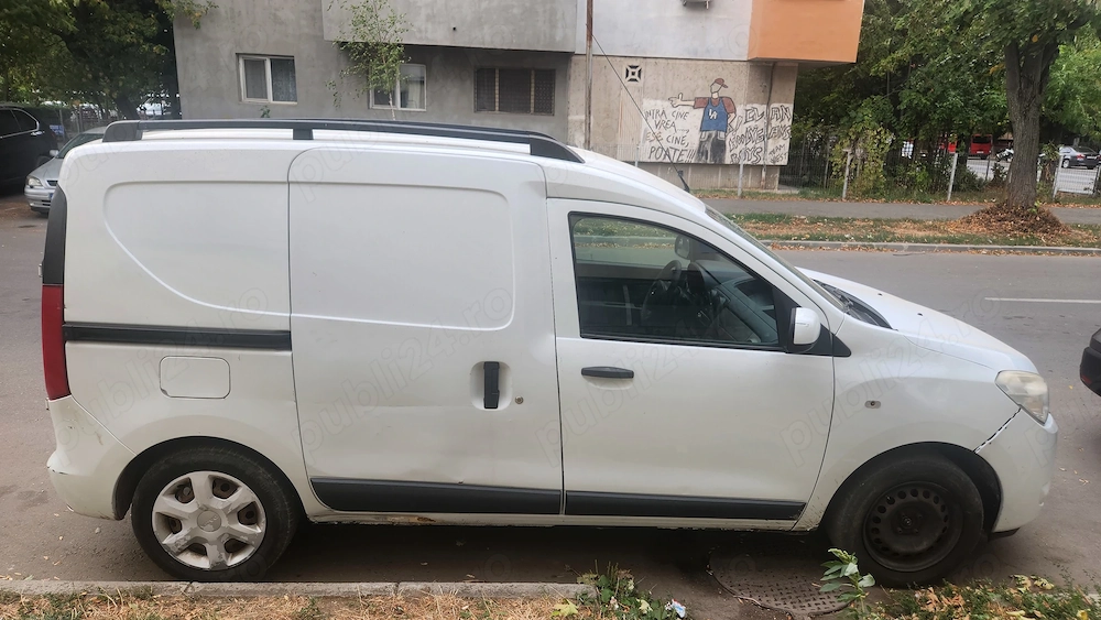 Vând Dacia Doker 