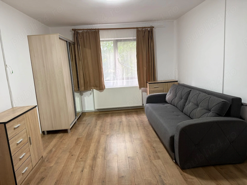  Închiriez garsonieră tip cameră de cămin   Bartolomeu, Brașov