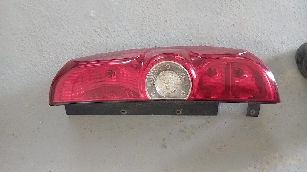 518305640 lampa stop dreapta spate 