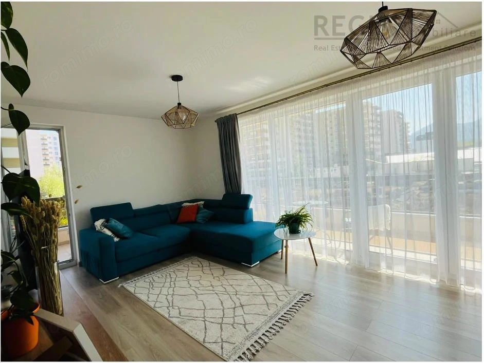 Apartament 3 camere modern cu terasa si parcare Urban Plaza