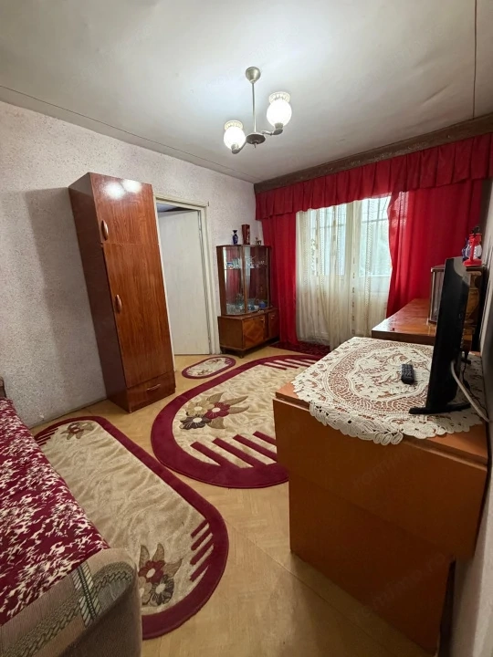 Apartament 2 camere, 42.5 mp, Craiovița Noua/zona Materna