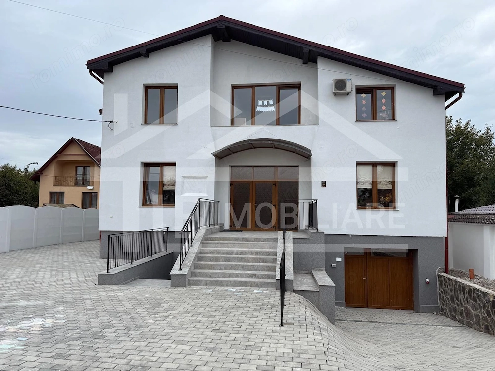Casa individuala, 10 camere, 753mp, Zona Sancraiu de Mures