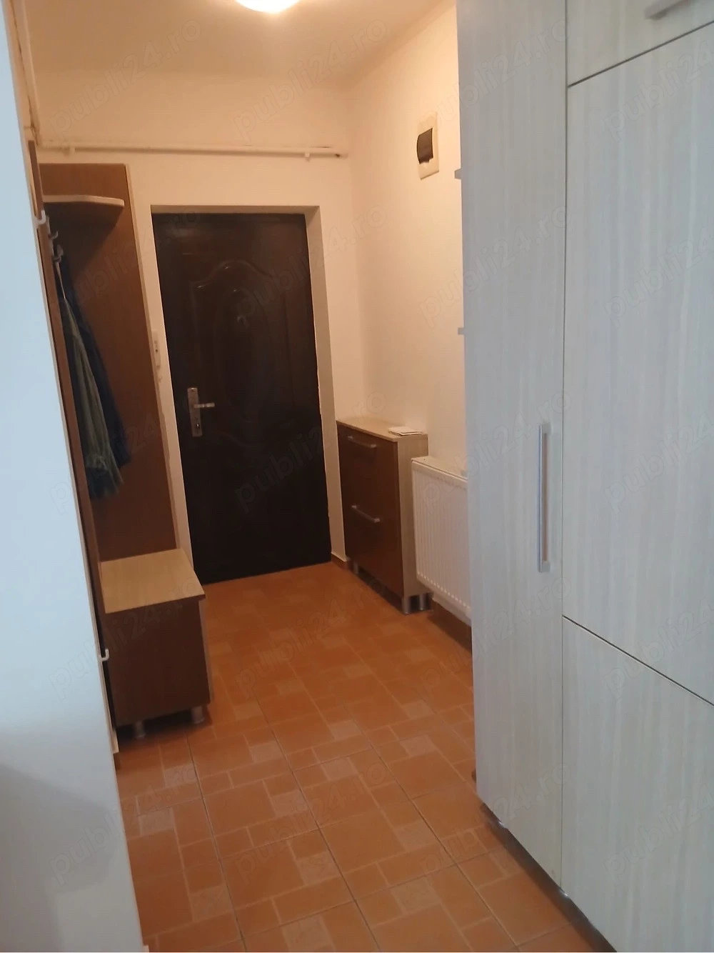 inchiriez apartament 