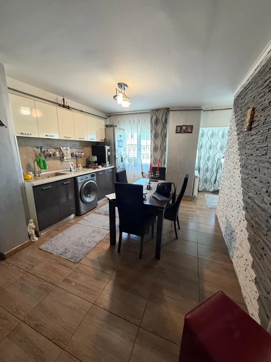 Apartament 2 camere decomandat, 65 mp, zona 1 Mai