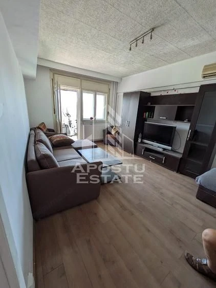 Apartament cu 2 camere de închiriat- centrala proprie,  Piața Mărăști