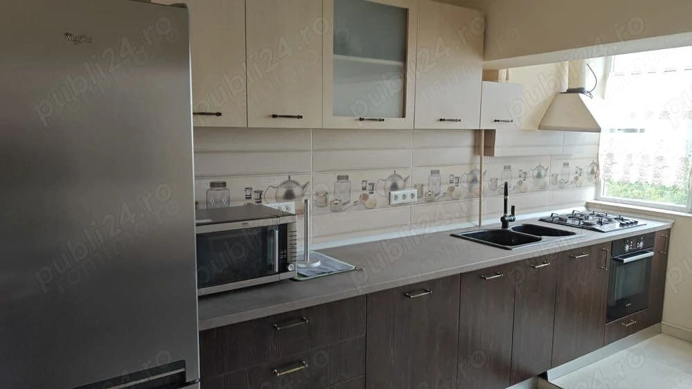 Apartament 3 Camere, Zona Lipovei